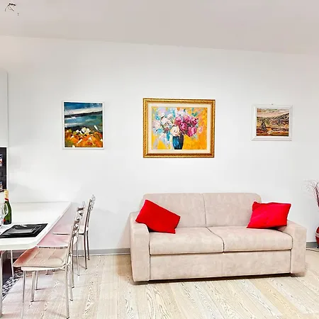Mare Delux Apartment *